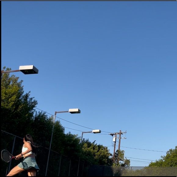 Meet your Posher, Nnaomi - Picture 2 of 2